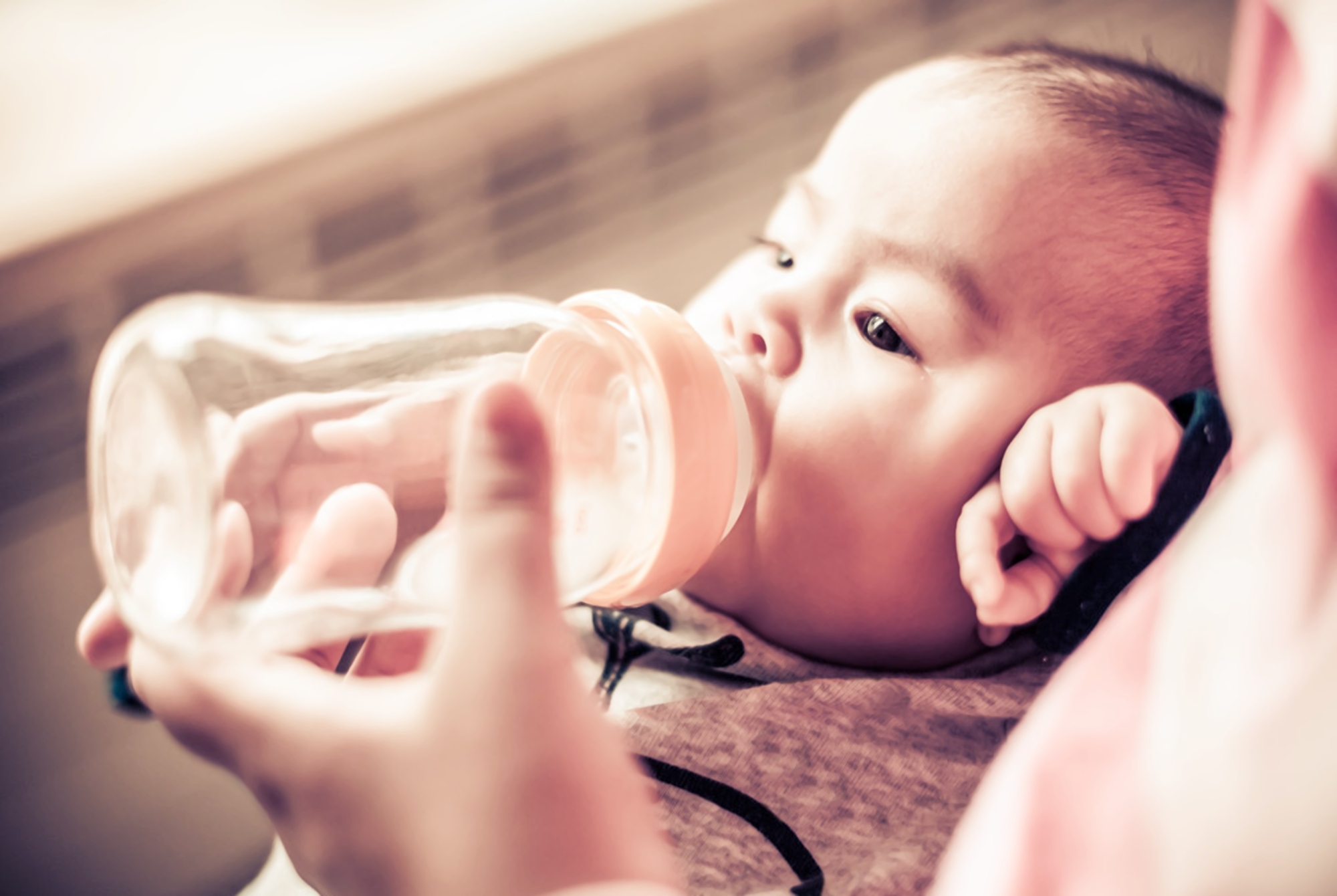 如何给宝宝断奶最快最有效的方法 怎样给宝宝断奶最快最有效